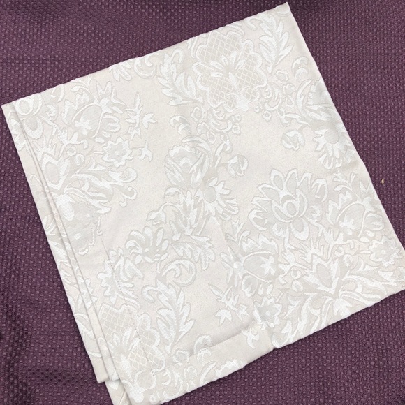 Nwt Waterford Grey-Taupe Damask Napkins set of 4 - Picture 2 of 6